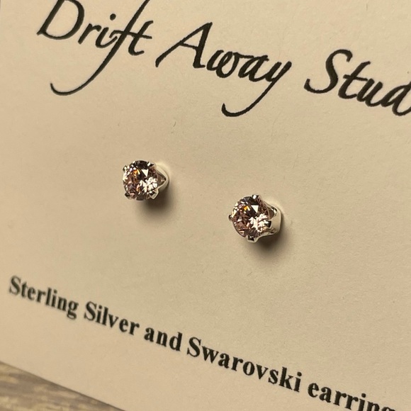 Sterling and Swarovski earrings - Picture 2 of 4